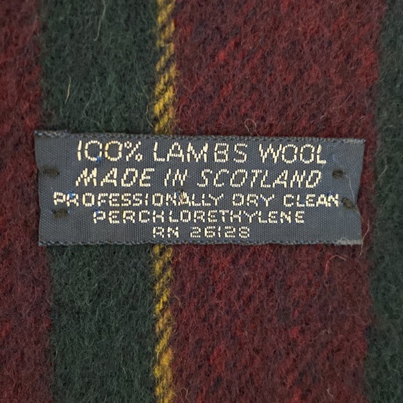 100% Lambs Wool Scottish Scarf - Picture 3 of 4